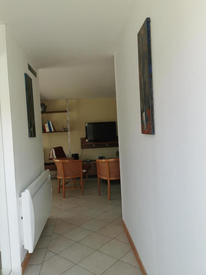 Ou Souleou Appartement Bormes-les-Mimosas Buitenkant foto