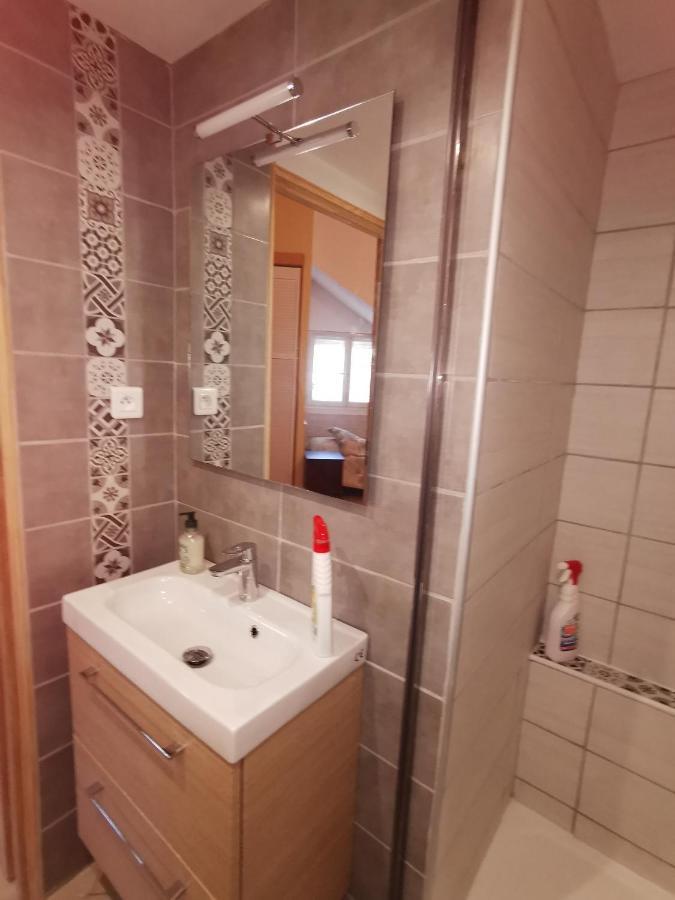 Ou Souleou Appartement Bormes-les-Mimosas Buitenkant foto