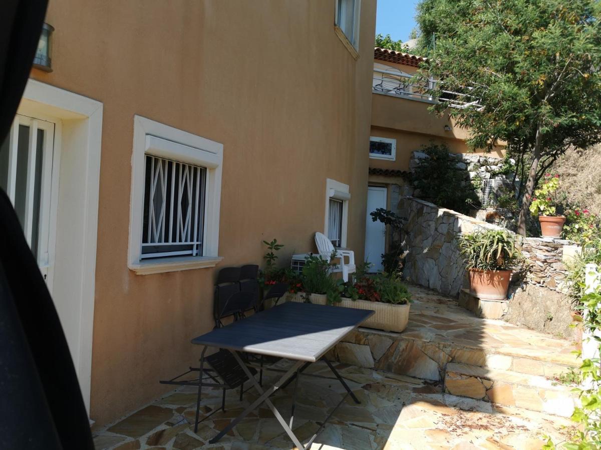 Ou Souleou Appartement Bormes-les-Mimosas Buitenkant foto